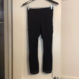 Black Lululemon 7/8 length pocket leggings